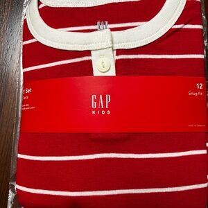 GAP Red and White Striped Pajama Set-Unisex